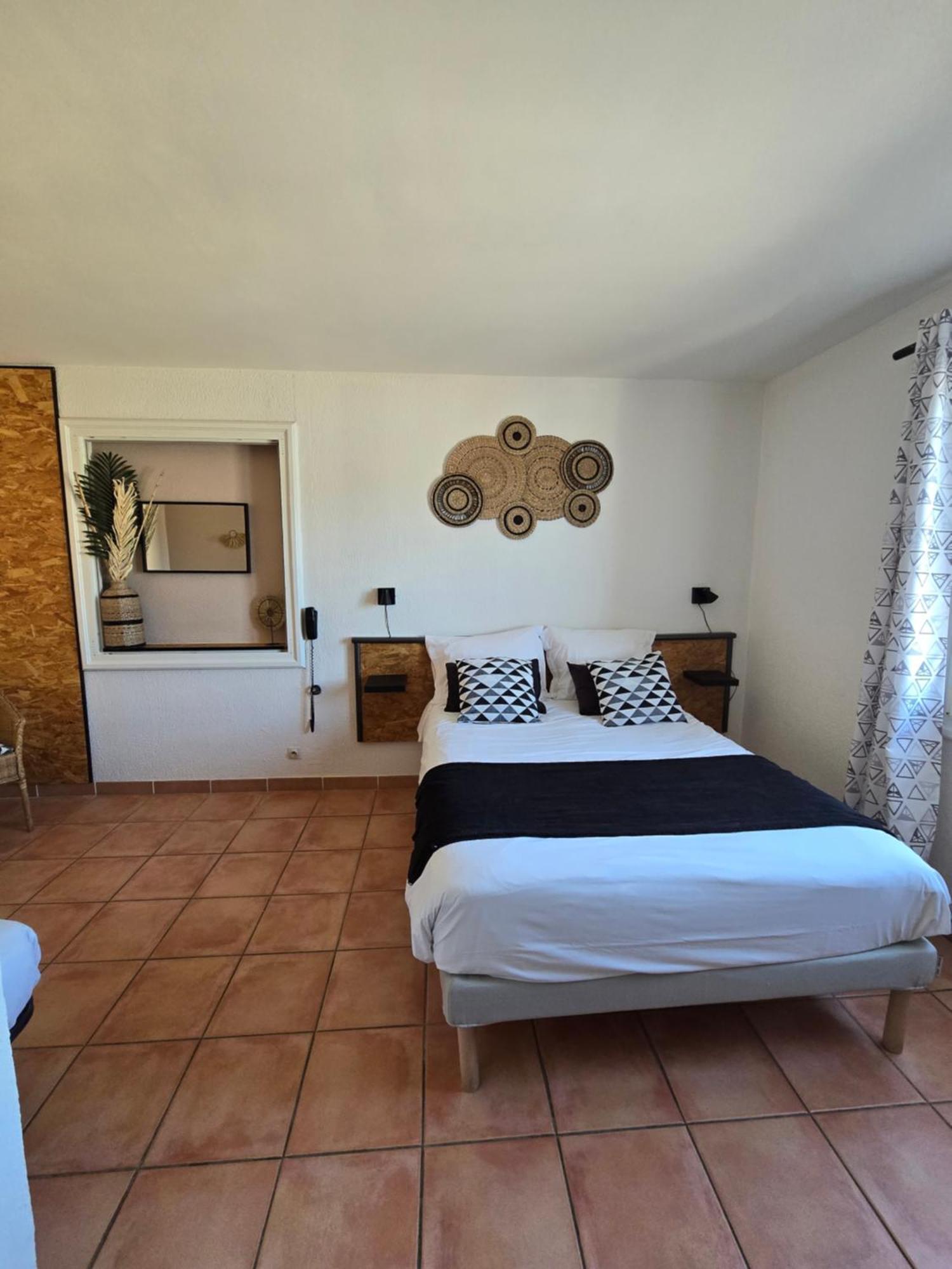 Hotel Chanteplage Saint-Cyr-sur-Mer Eksteriør billede