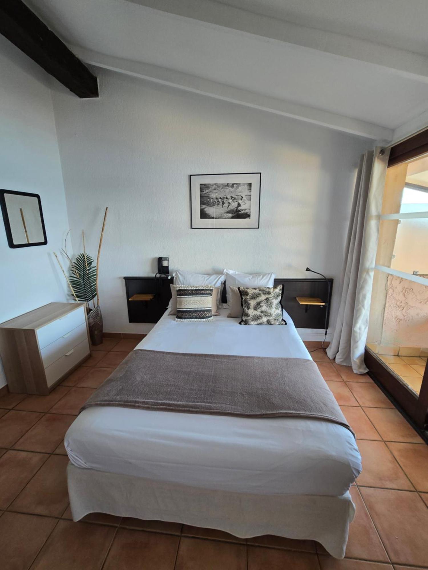 Hotel Chanteplage Saint-Cyr-sur-Mer Eksteriør billede